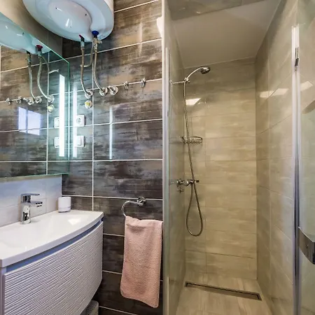 Dreamy - Free Parking Apartment
